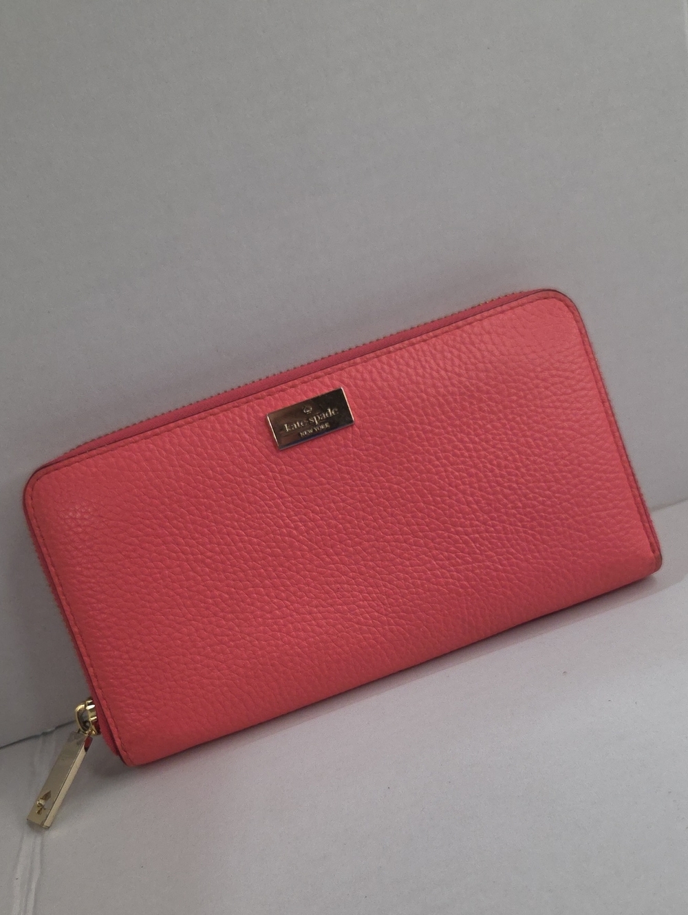 Kate Spade Zup Around Wallet